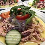 Loewen & Restaurant Hotel 3*
