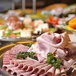 Loewen & Restaurant Hotel 3*