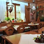 Loewen & Restaurant 3* Wendlingen am Neckar