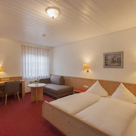 Hotel Loewen & Restaurant 3*