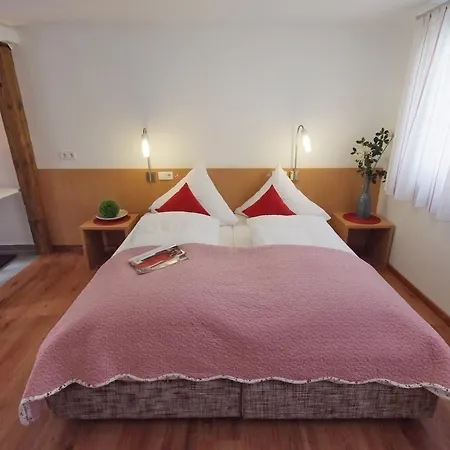 Loewen & Restaurant 3* Wendlingen am Neckar