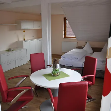 Loewen & Restaurant Hotel